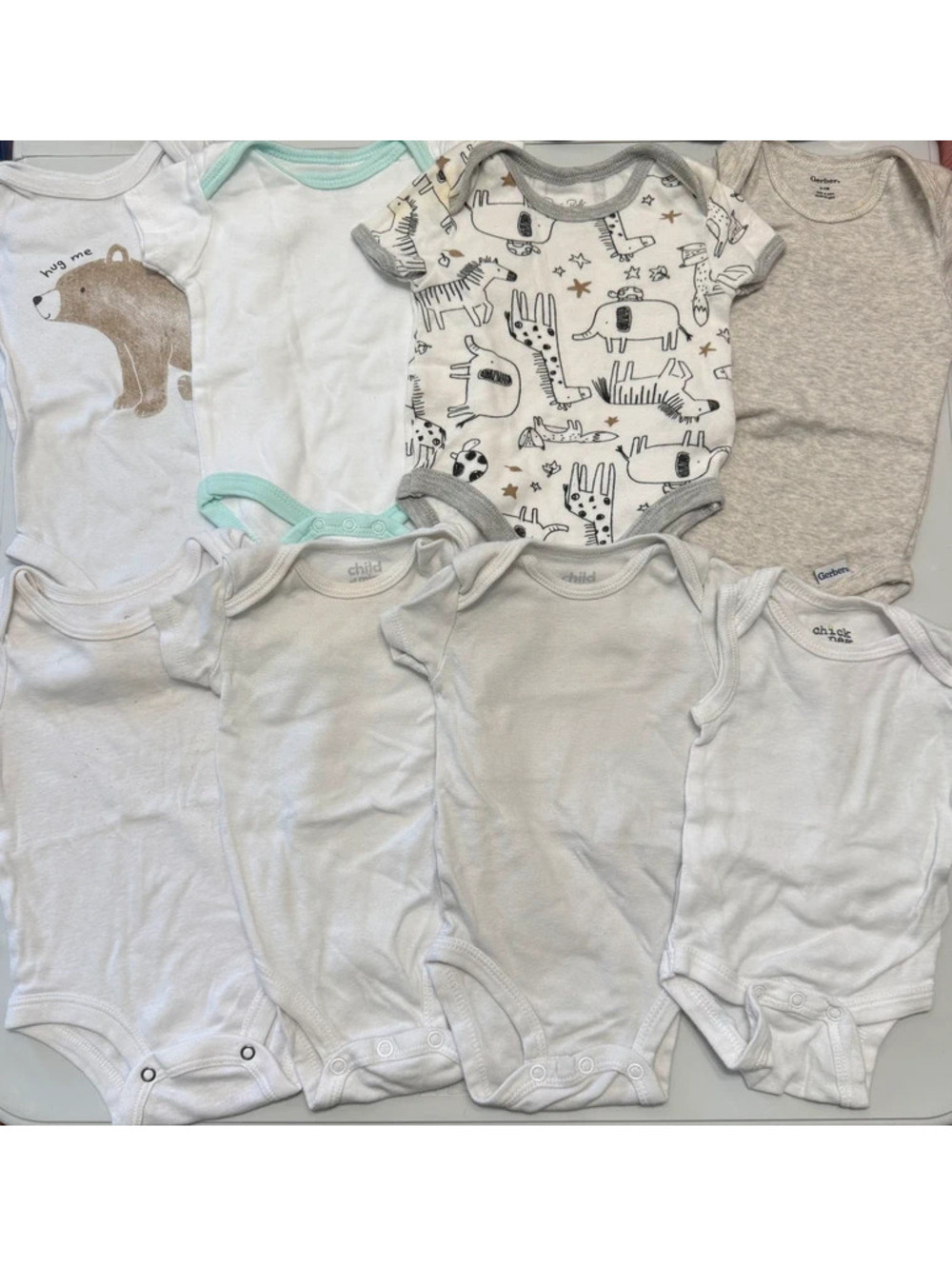8 pc 0-3M Neutral Onesies Bundle (Stains)